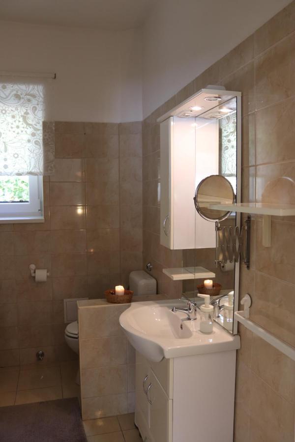 Grape&Wine Guesthouse إغير المظهر الخارجي الصورة